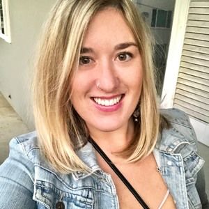 Meet your Posher, Maxine